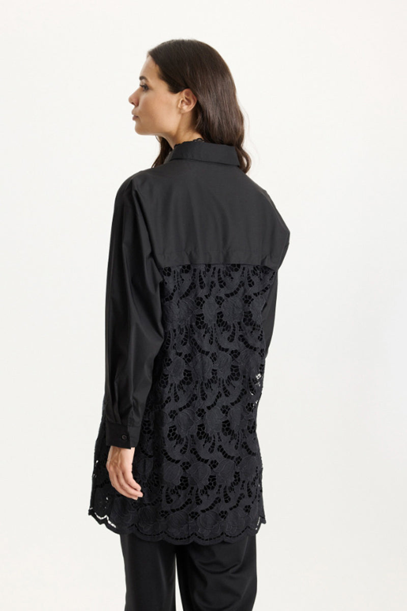 InFront Lyon over shirt