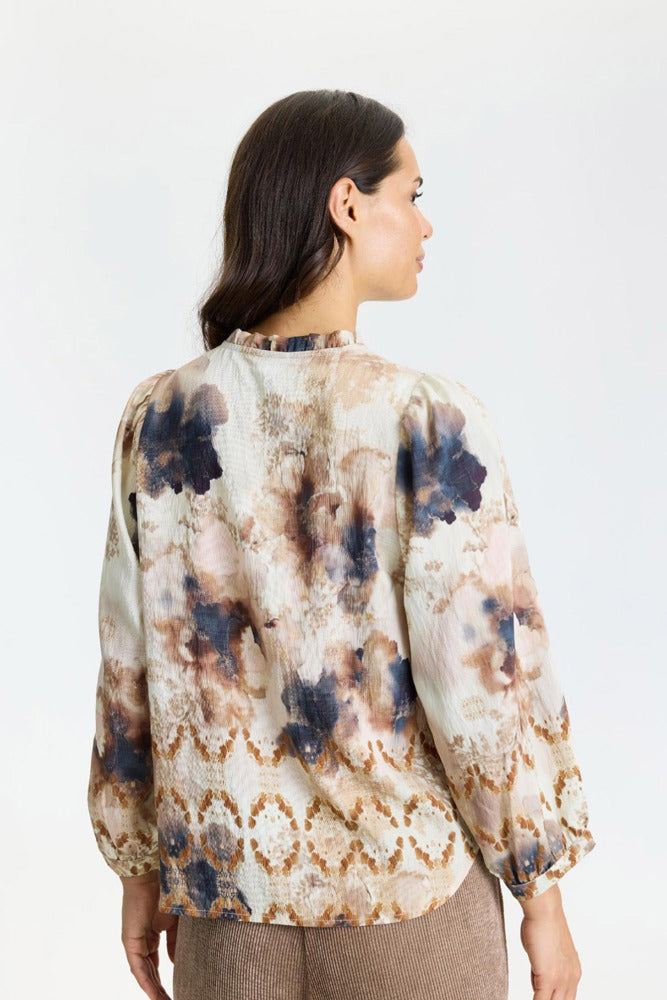 Cordelia - Bluse med blomsterprint og trekvartærmer