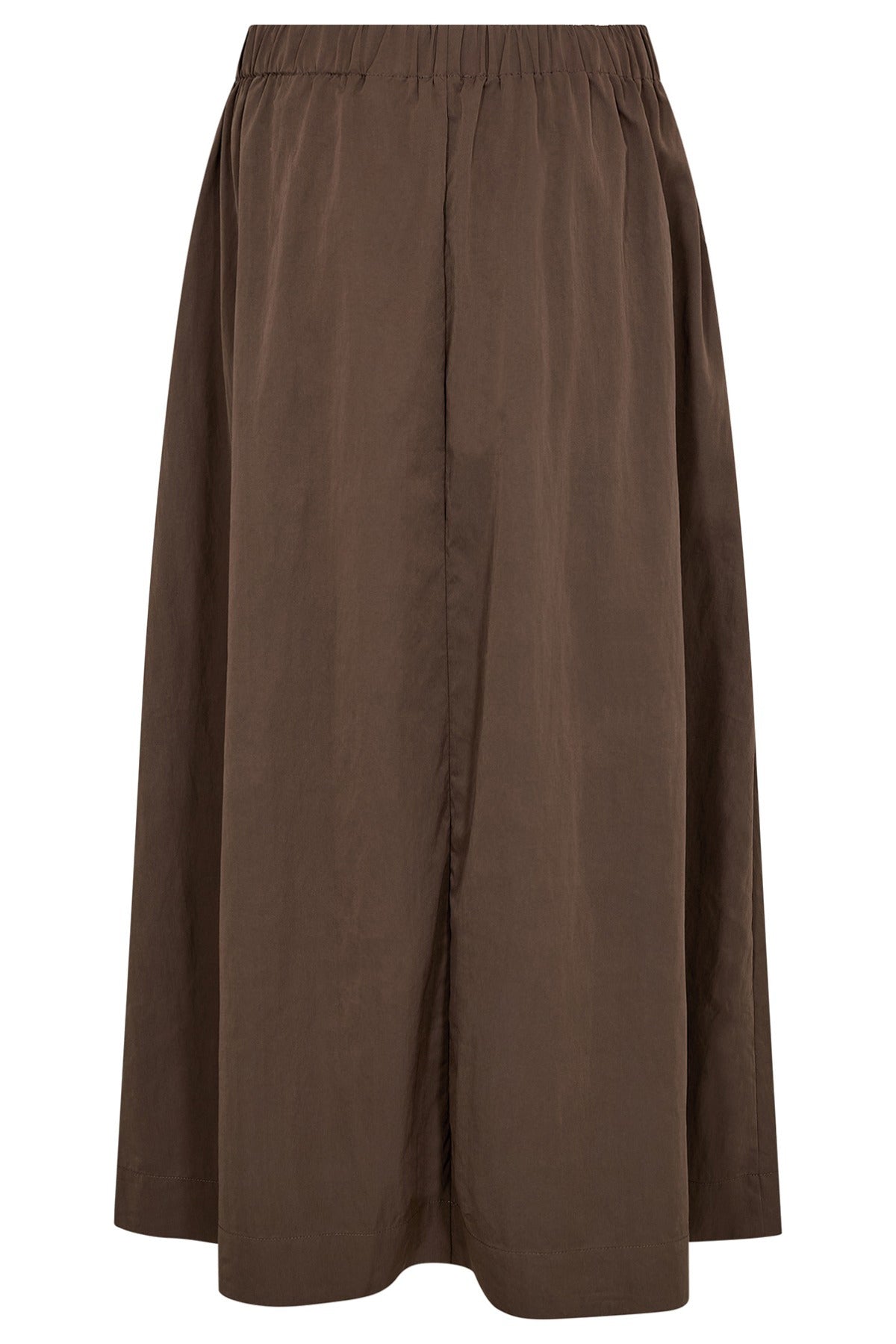 Lang brun nederdel med elastisk talje og let plisseret design.
