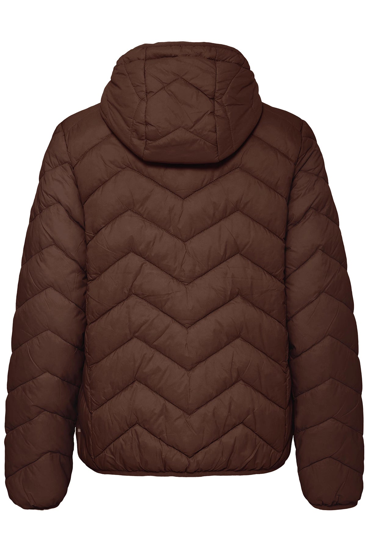 Mørkebrun pufferjakke med hætte og chevronquilting bagpå.