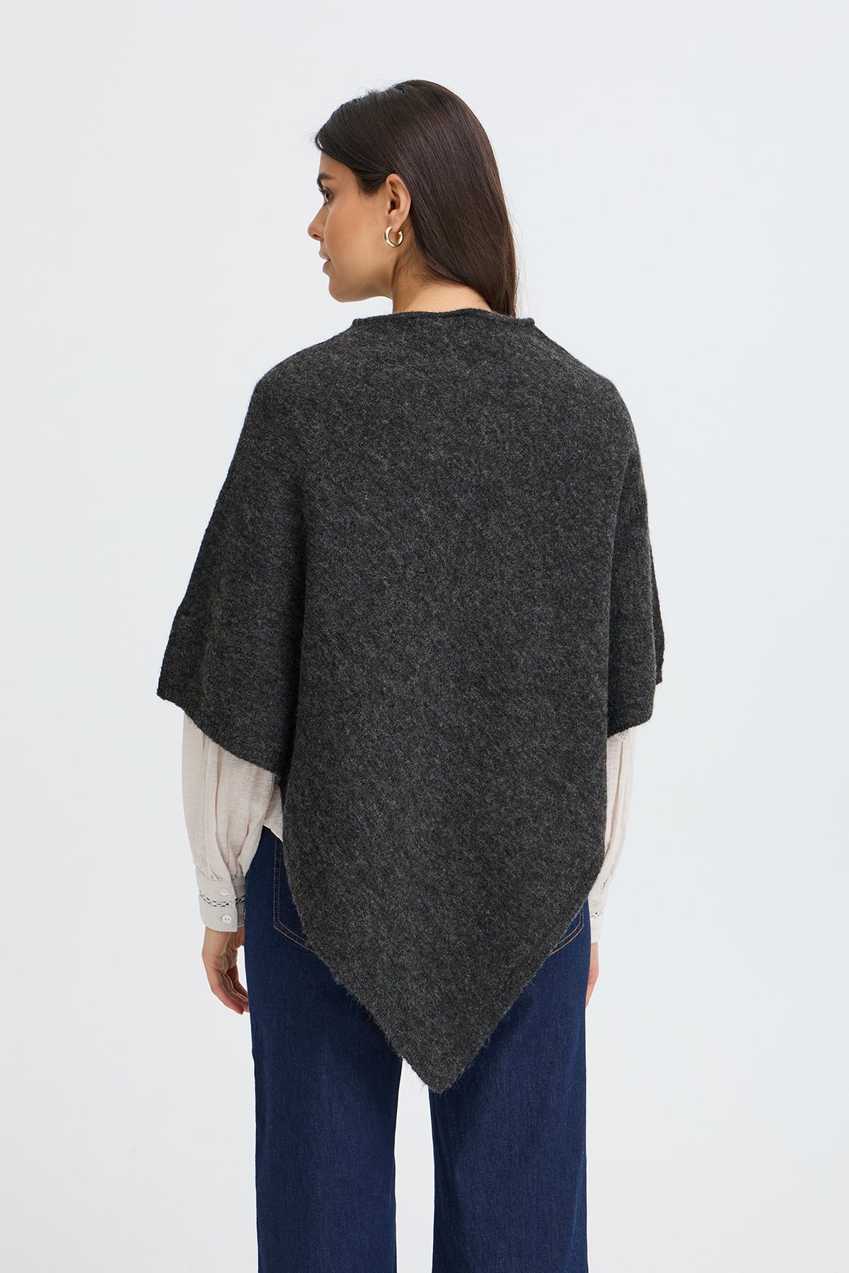 SANNY - Poncho i uldkvalitet