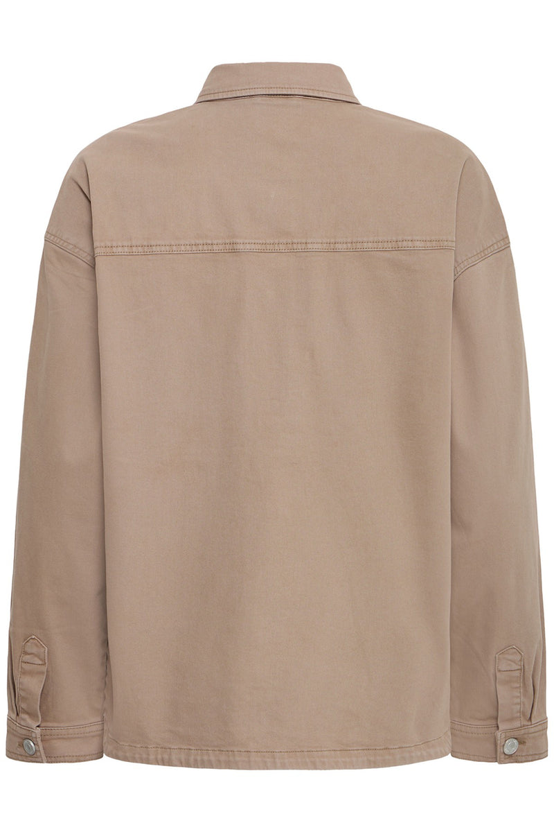 Beige afslappet skjortejakke med lange ærmer og knaplukning bagpå.