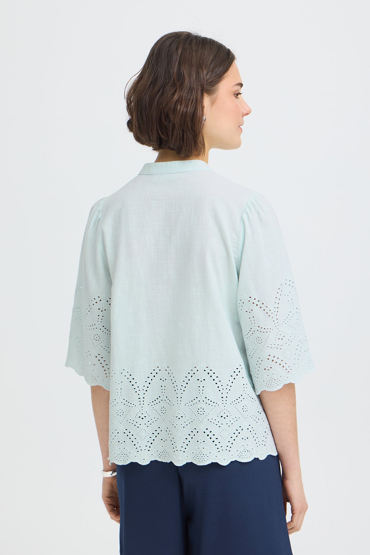 FRRAE BL 1 - Bluse med broderingskant