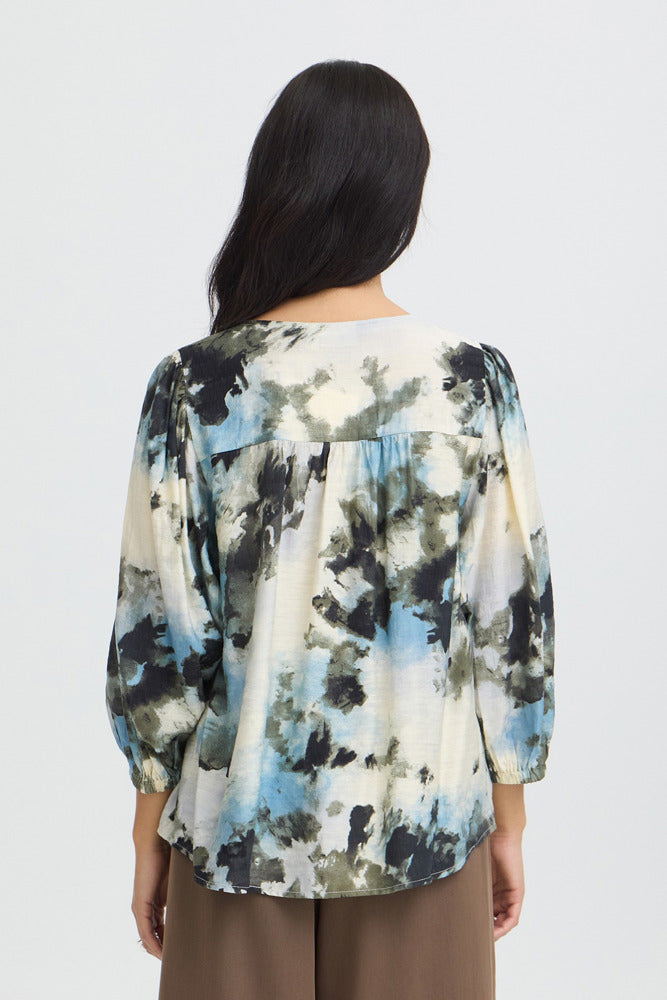 FRARIANA BL 19 - Bluse med lange ballonærmer