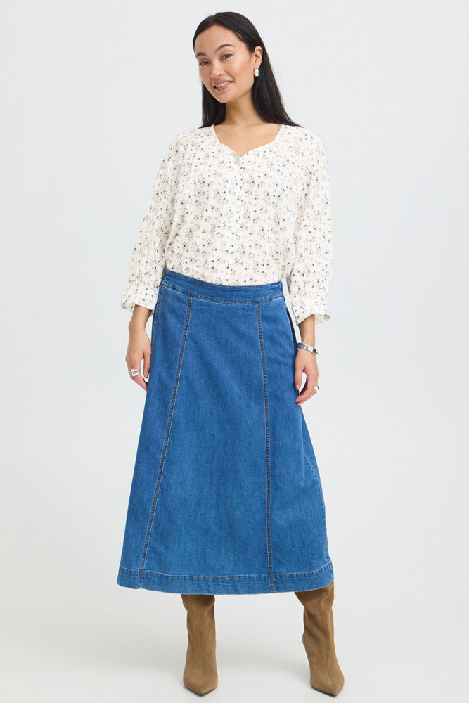 FREASA SH 1 - Blomstret bluse med fine detaljer