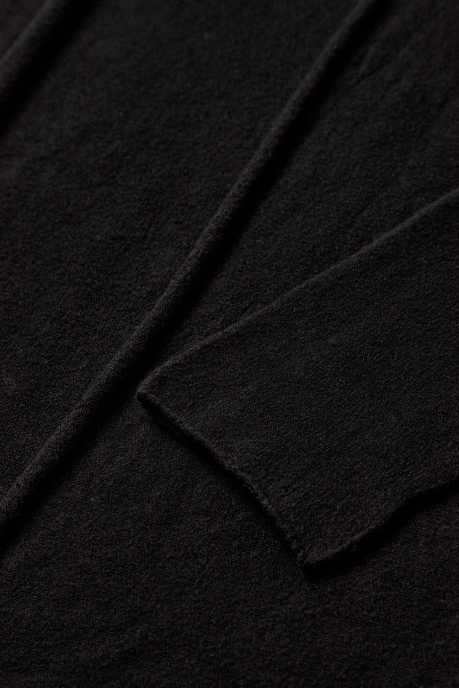 Lang finstrikket cardigan