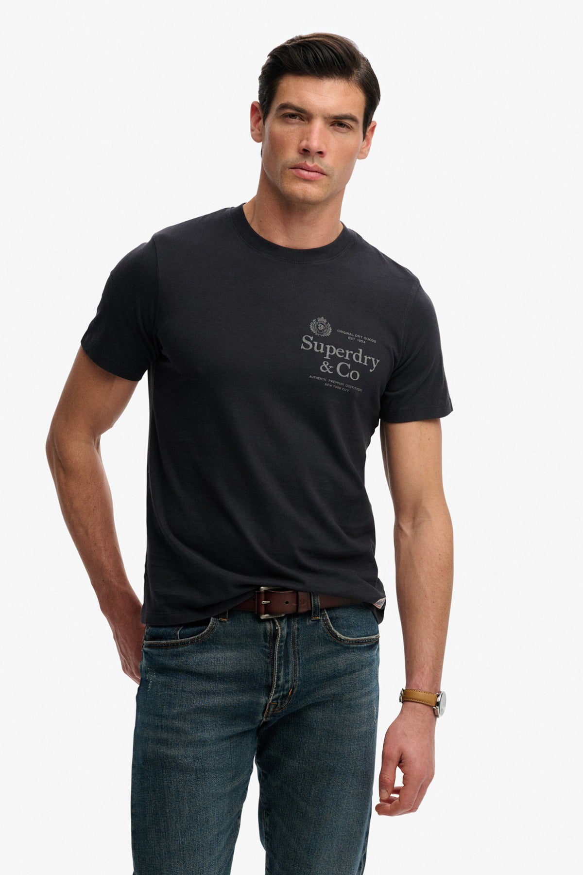 T-shirt med print på brystet