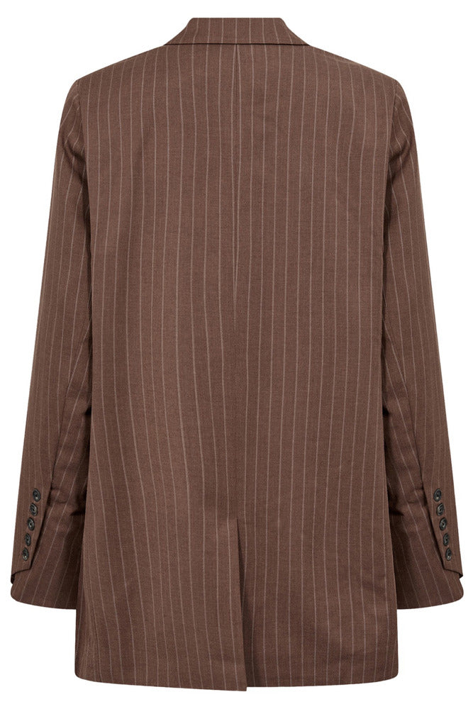 Brun nålestribet blazer med dobbeltradet knaplukning og klassisk revers set bagfra.