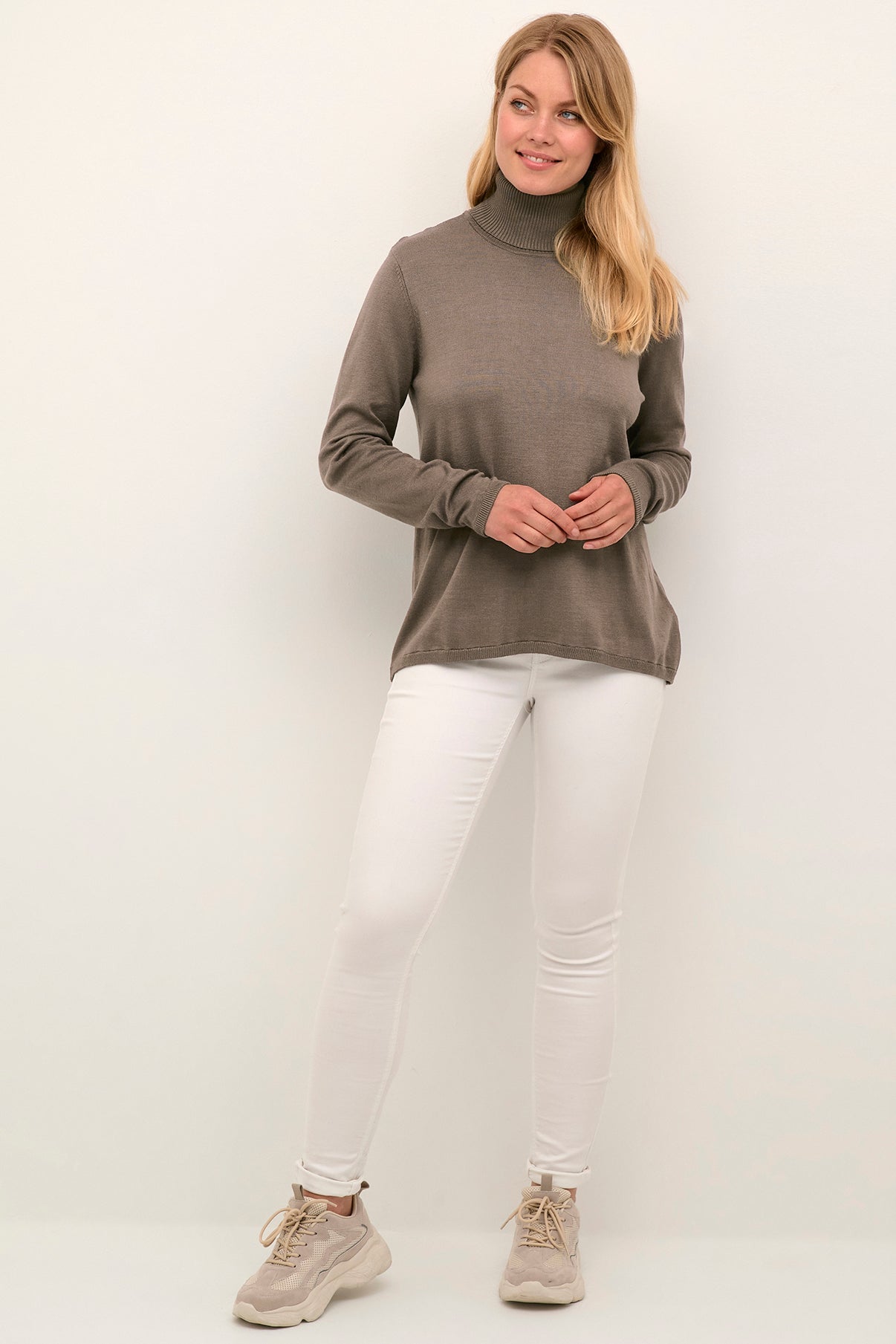 Culture CUannemarie Loose Roll-Neck