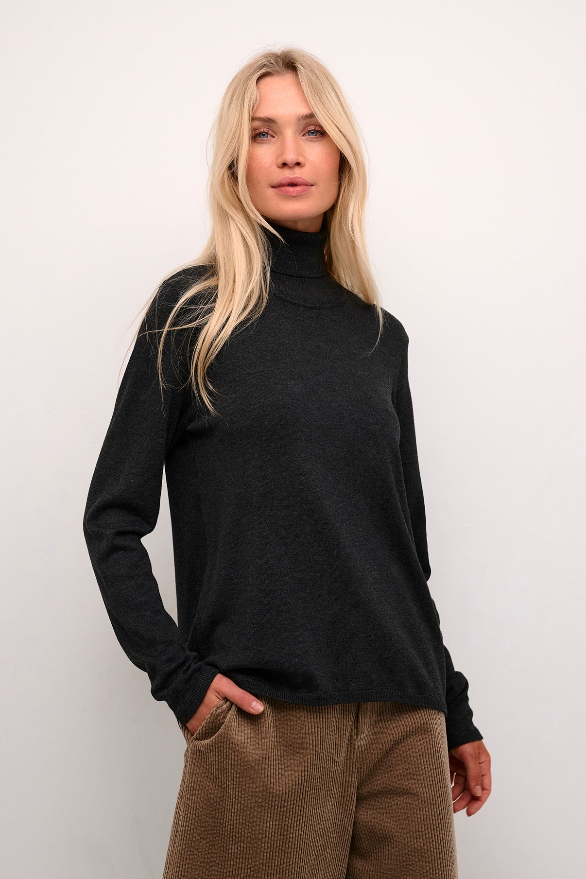 Culture CUannemarie Loose Roll-Neck