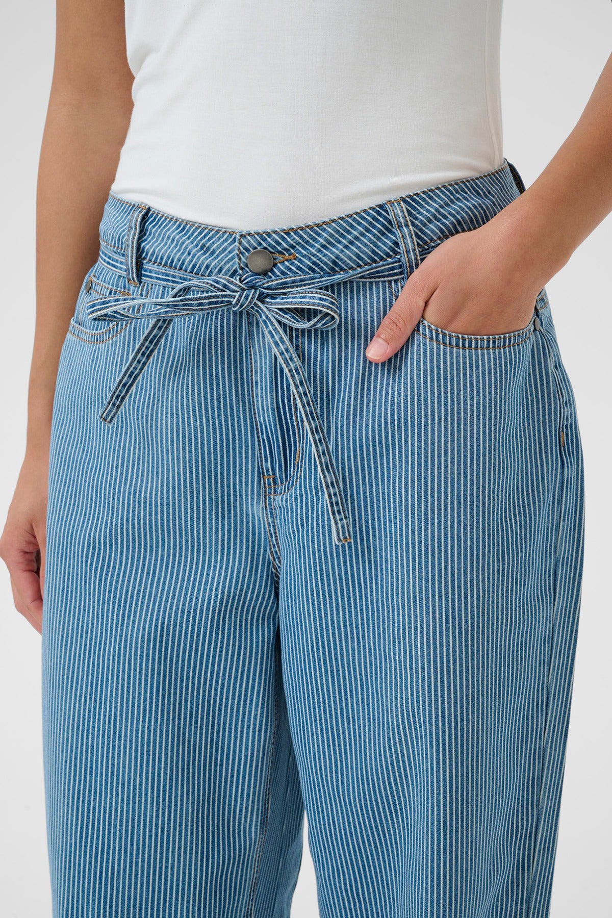 Culture CUayna Barrel Pants