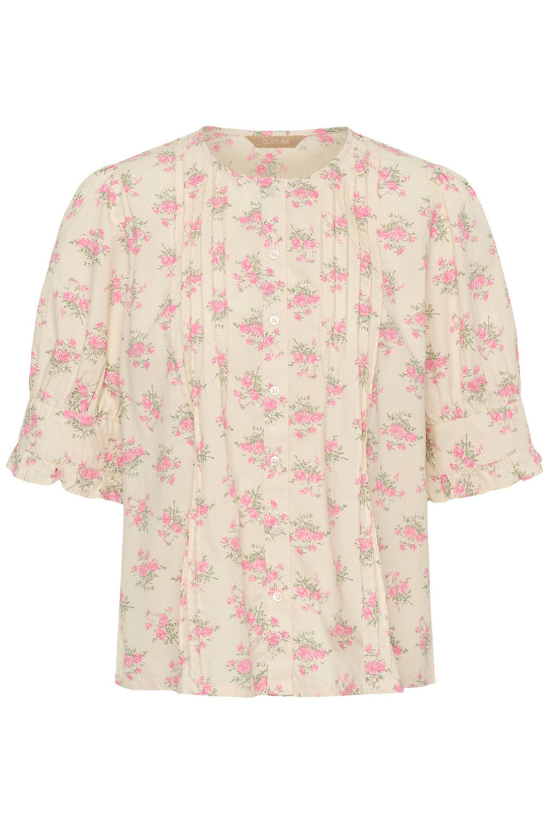 Hvid kortærmet skjortebluse med lyserøde blomster og rynkede ærmekanter.