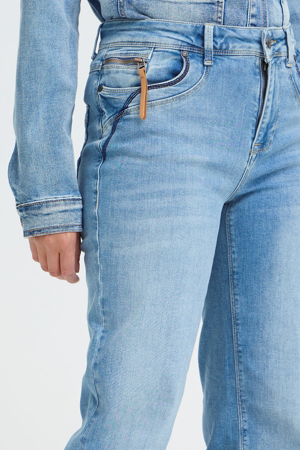PZKAROLINA - Højtaljede jeans med stræk og lige ben