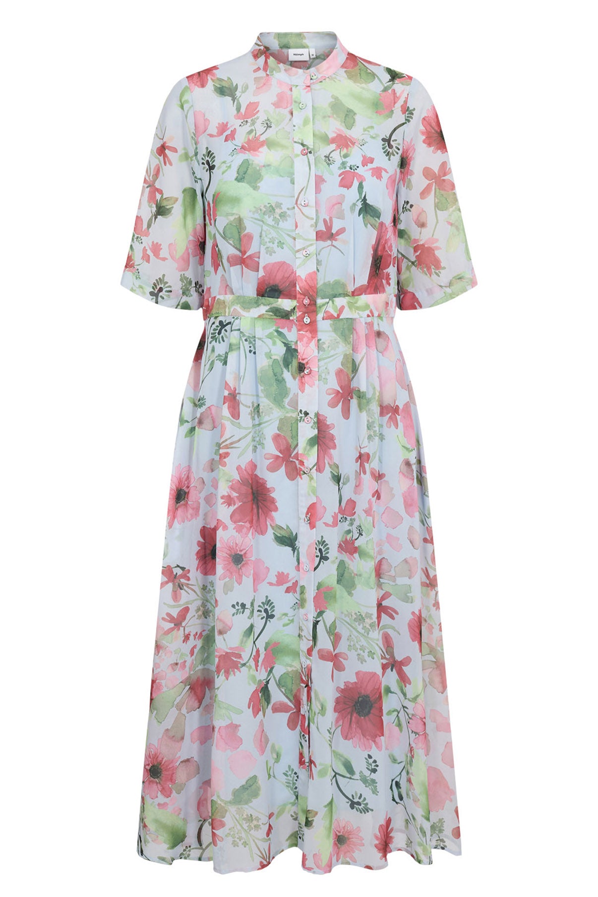 Kortærmet kjole med blomsterprint i lyseblå og rosa nuancer, knapper foran og bindebånd i taljen.