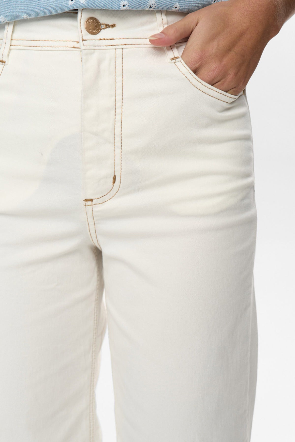 NÜMPH NUPARISAN CROPPED TWILL PANTS