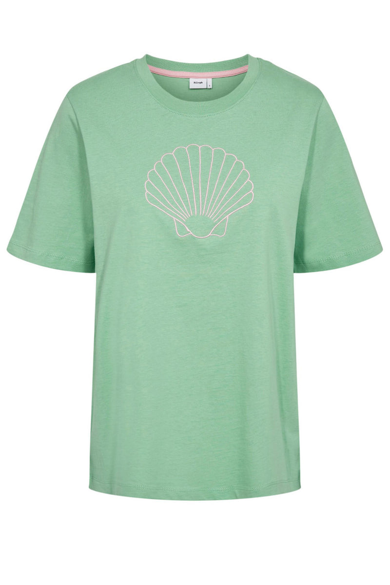 Grøn t-shirt med kortærmet design og hvidt muslingemotiv på brystet.