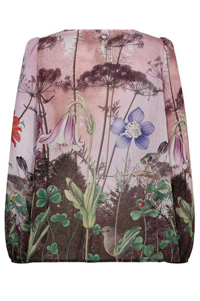 NUFOREST - Let bluse med kunstnerisk naturprint