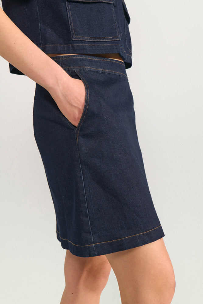NUALETTA - Kort nederdel med denimlook