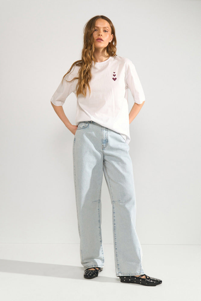NUANYKA - Oversized t-shirt med grafisk rygprint