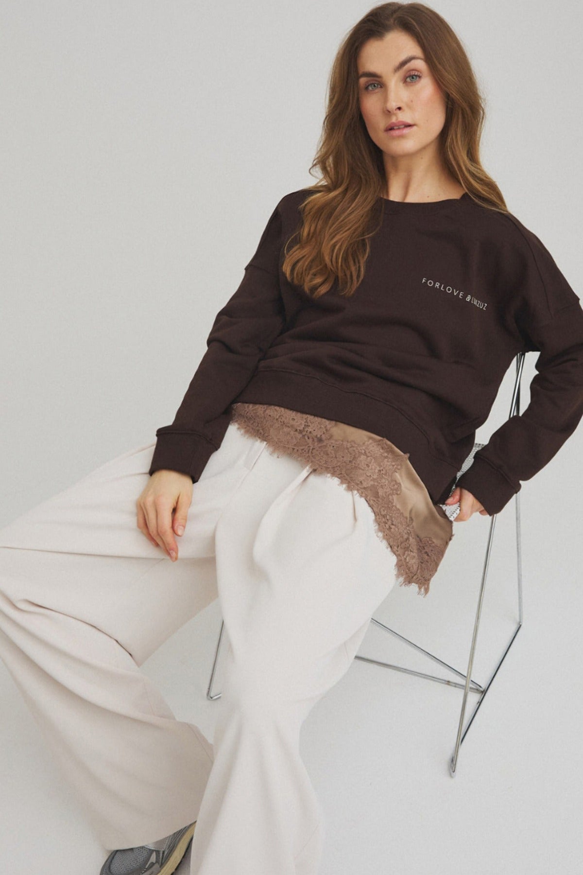 Lovelux - Blød sweatshirt med tekst