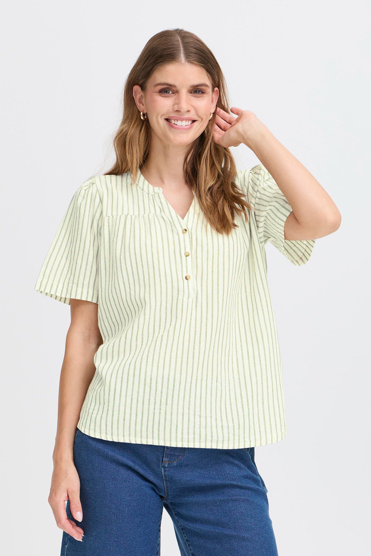 FRBONNIE BL 3 - Kortærmet bluse med v-udskæring