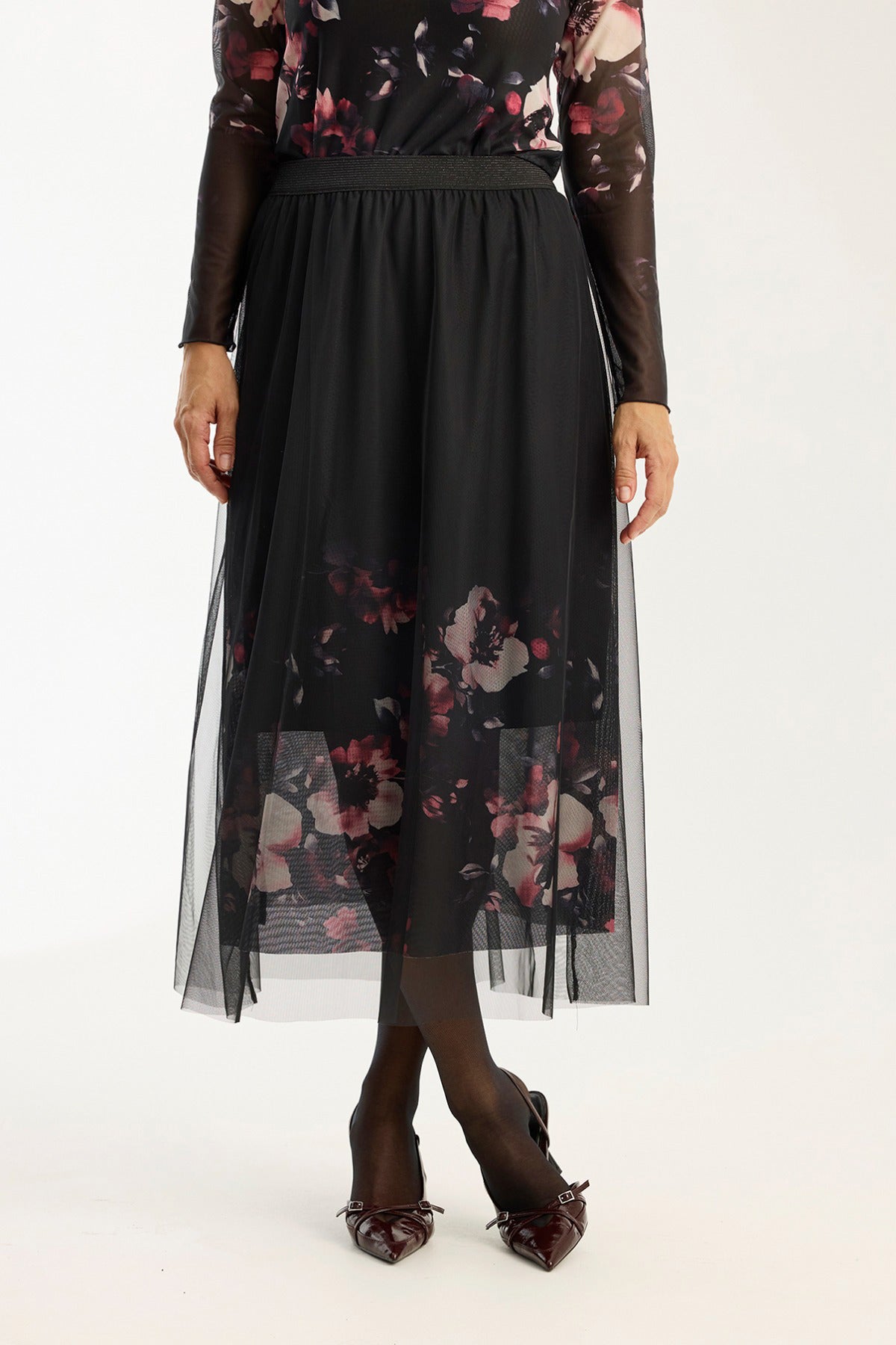 InFront Rose skirt