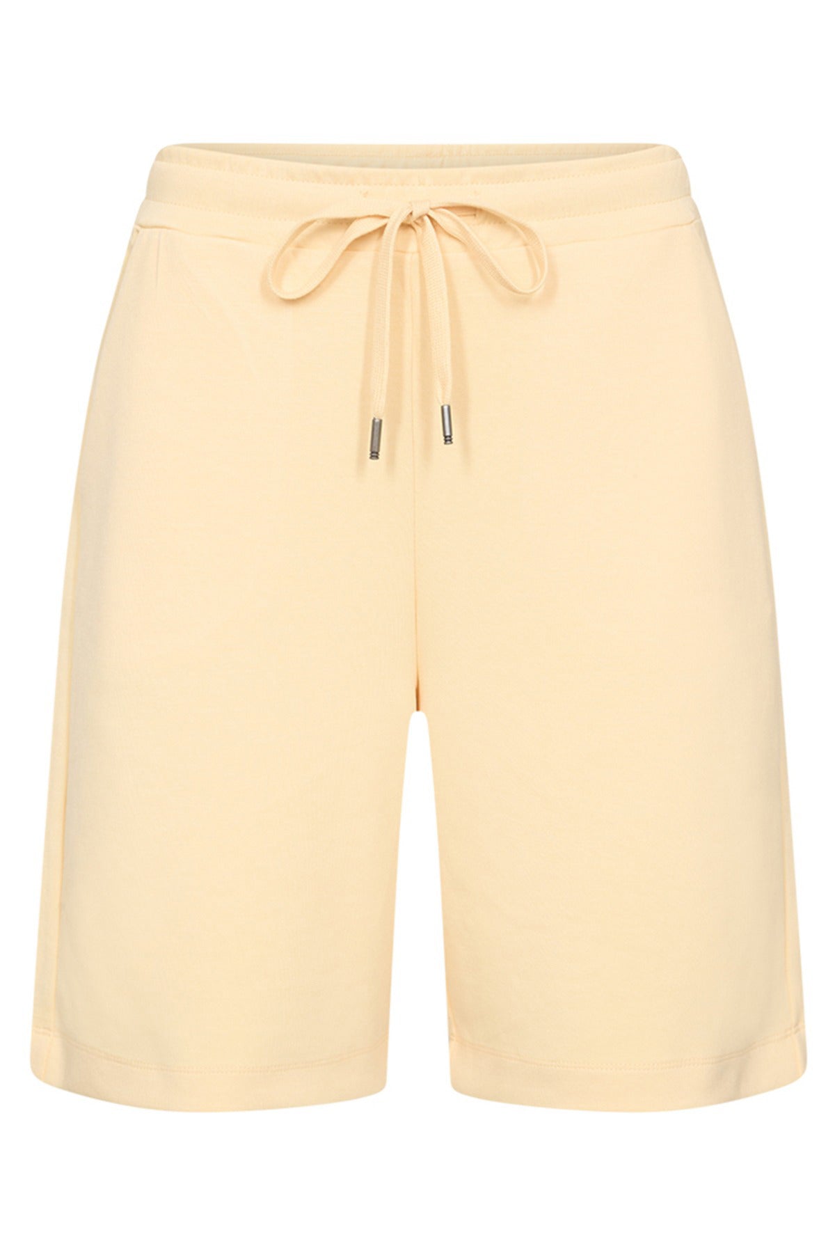Lys beige bløde shorts med elastisk talje og justerbar snøre foran.