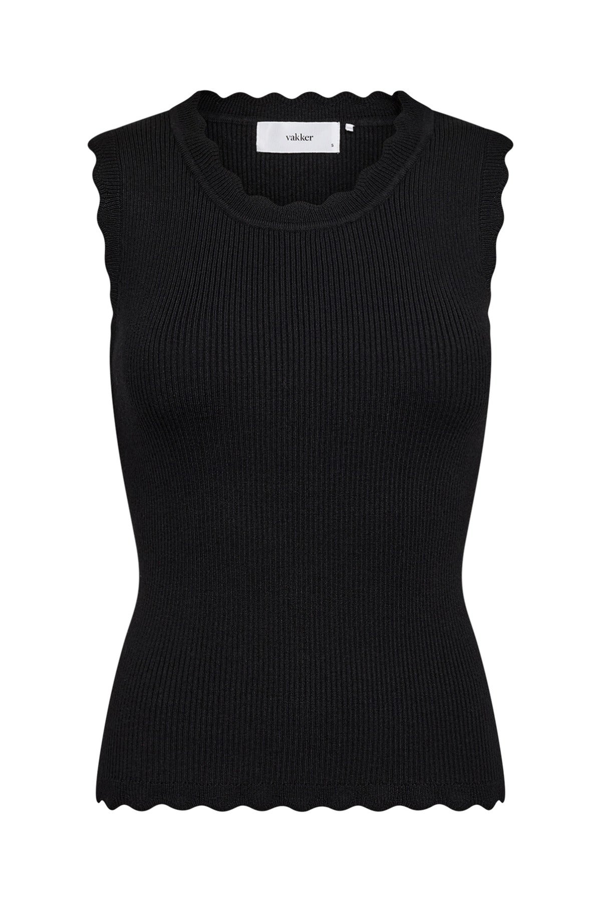 Kaja - Ribstrikket vest med muslingekant