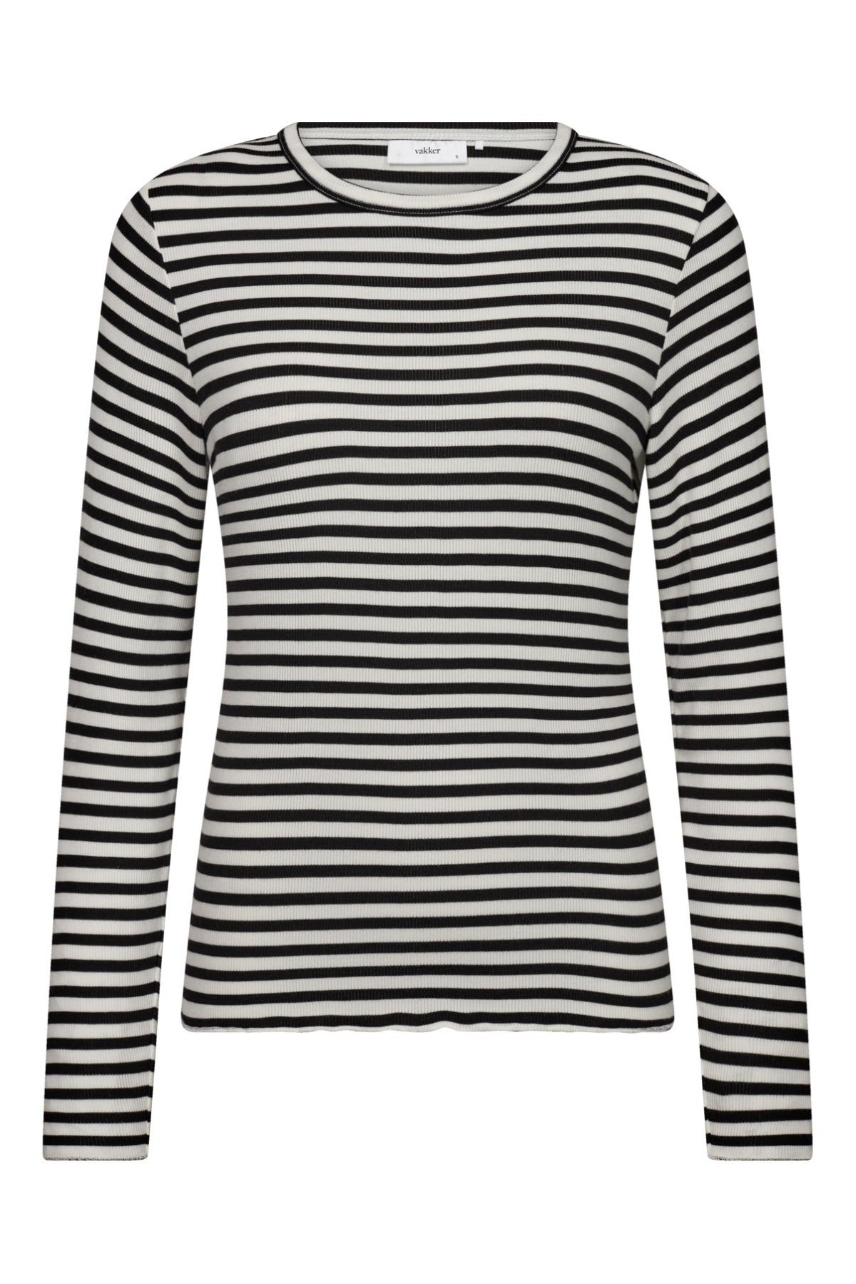 Langærmet t-shirt med sorte og hvide horisontale striber, rund hals og tætsiddende pasform.