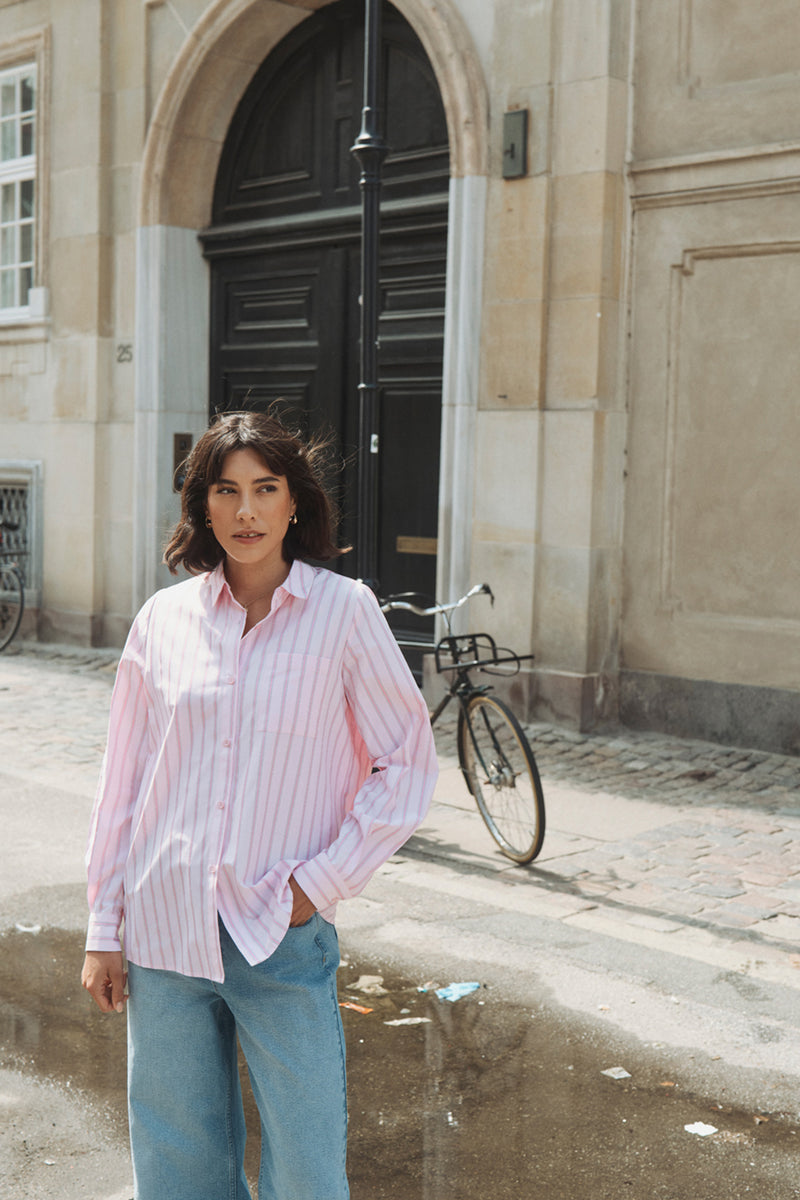 VAKKER SKJORTE AMALIE