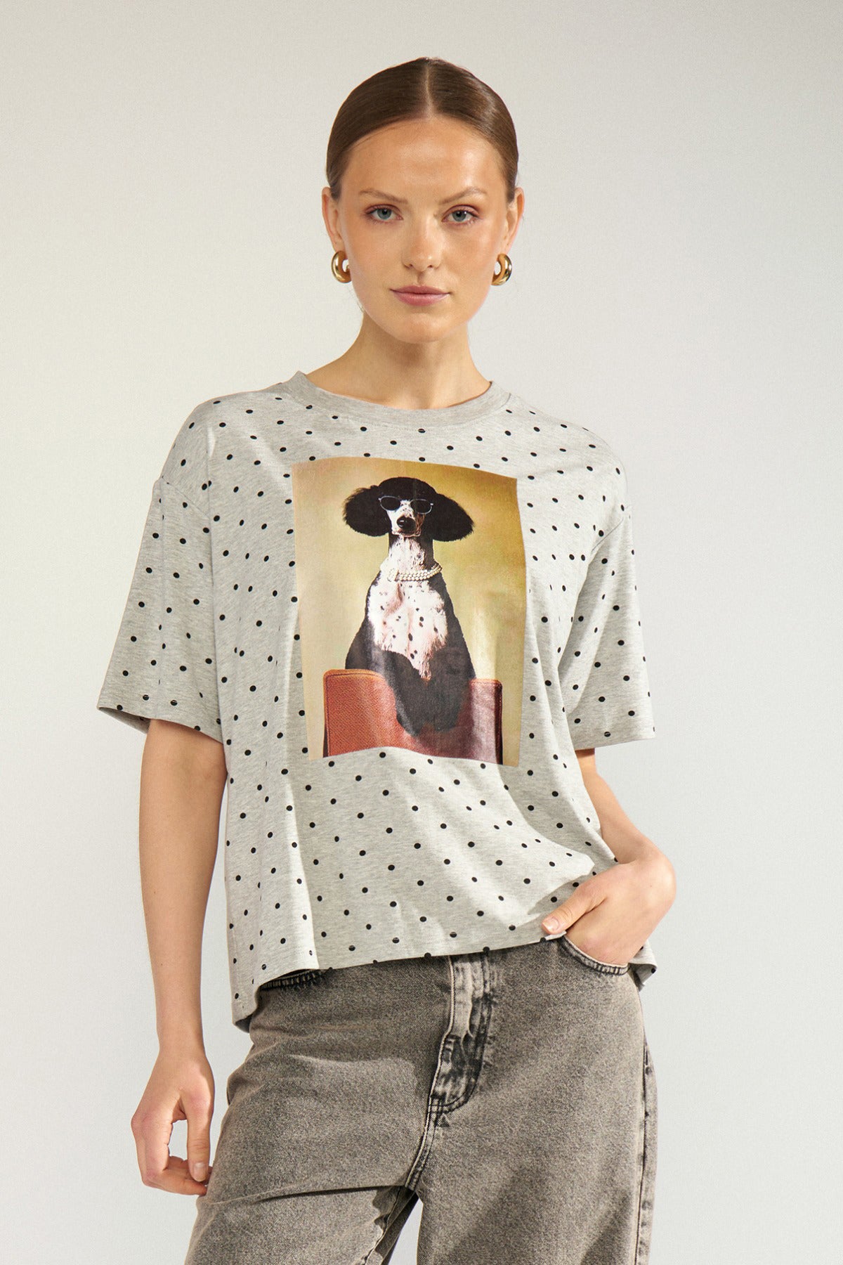 NUROSSA - Oversize kortærmet t-shirt med hundemotiv