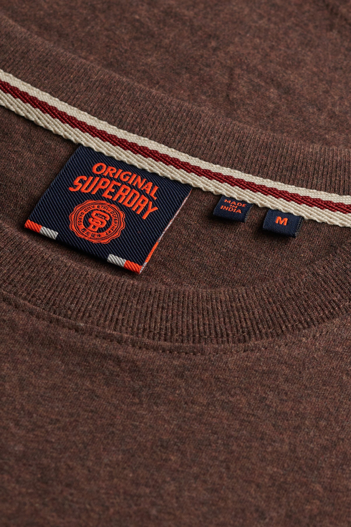 SUPERDRY ESSENTIAL LOGO EMB TEE