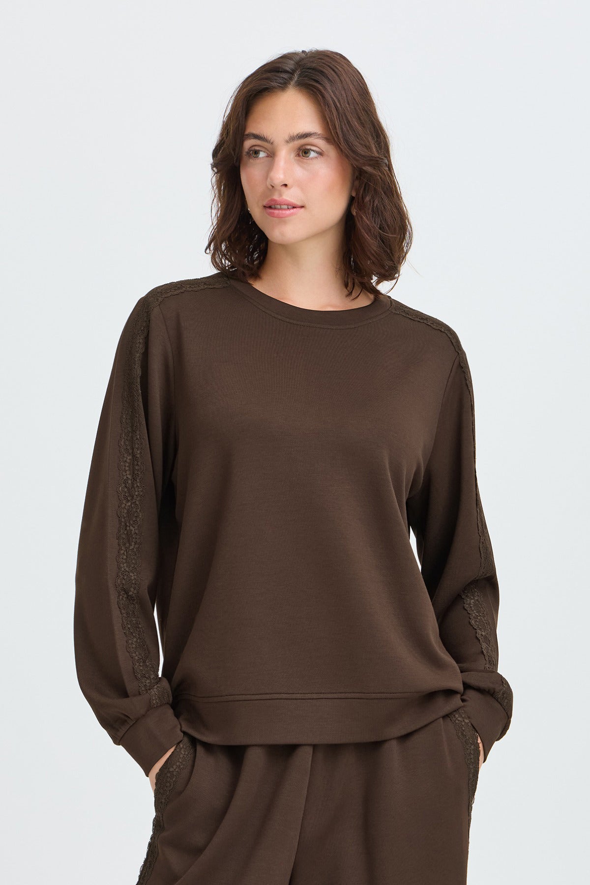 FRAURORA PU 29 - Sweatshirt med blondedetalje
