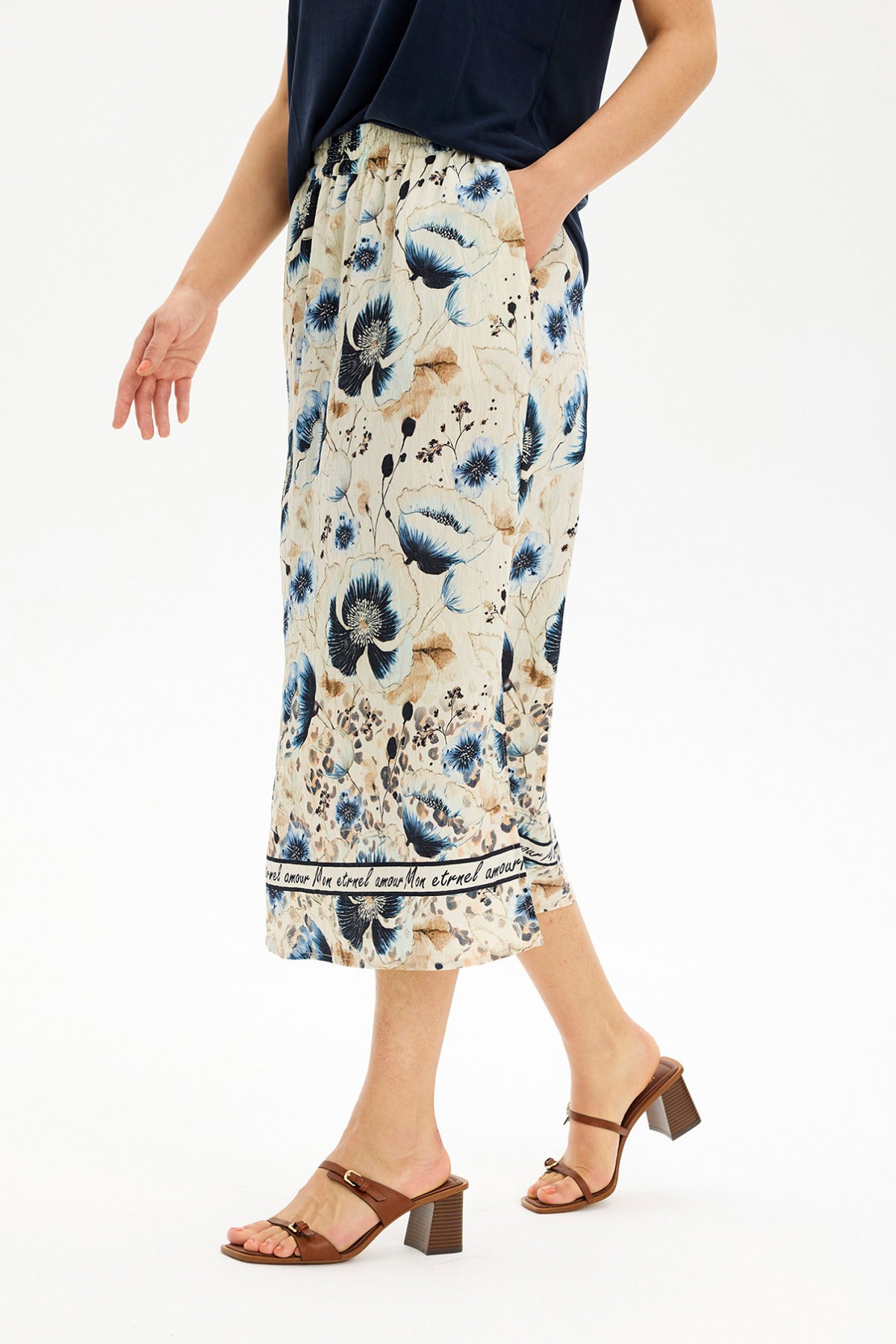 InFront Amoure skirt