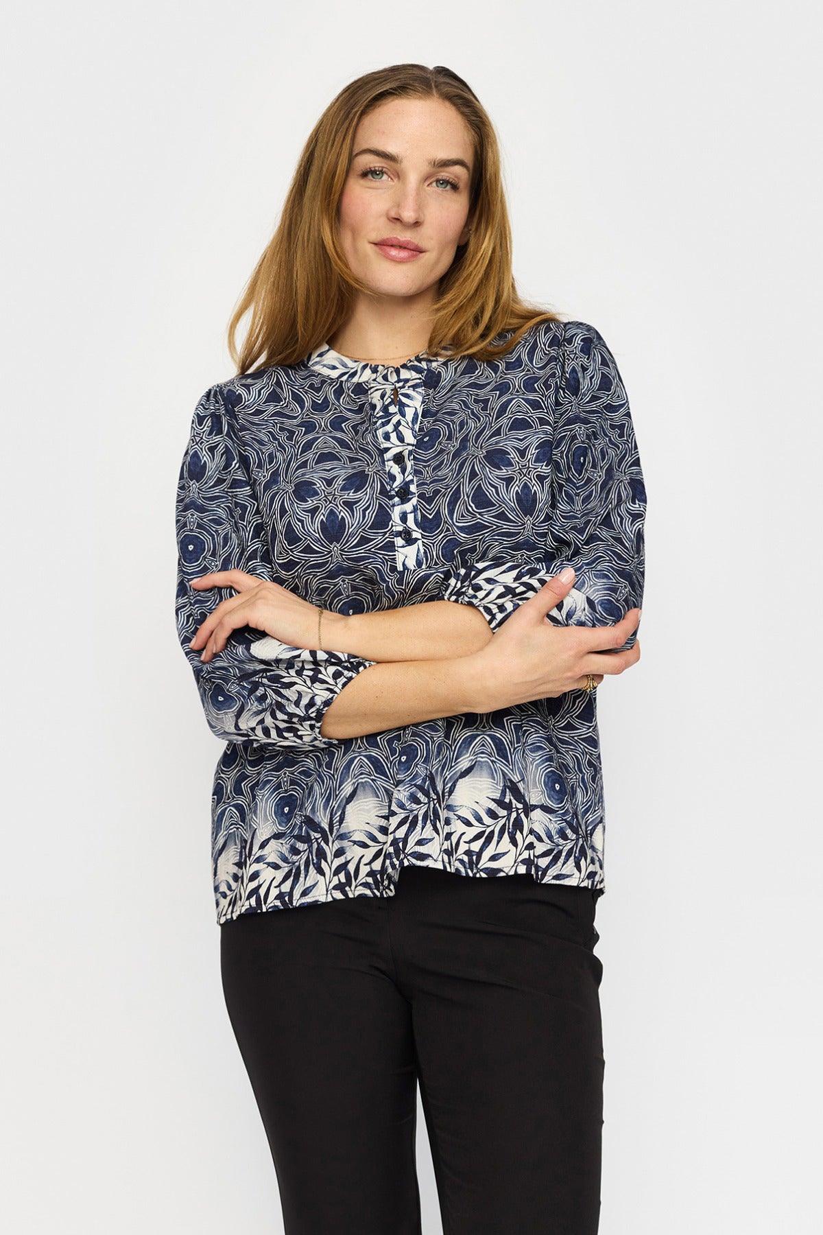 2 BIZ HANNE.EA25