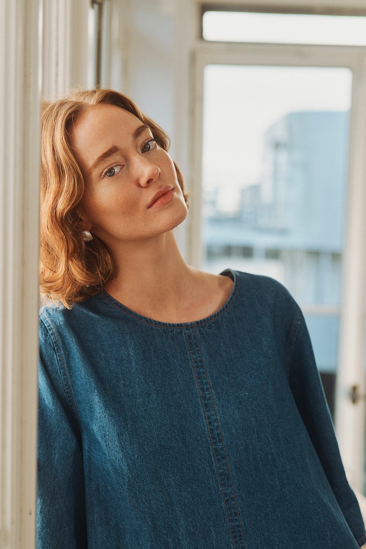 Adda - Denim kjole med trekvartærmer og lommer