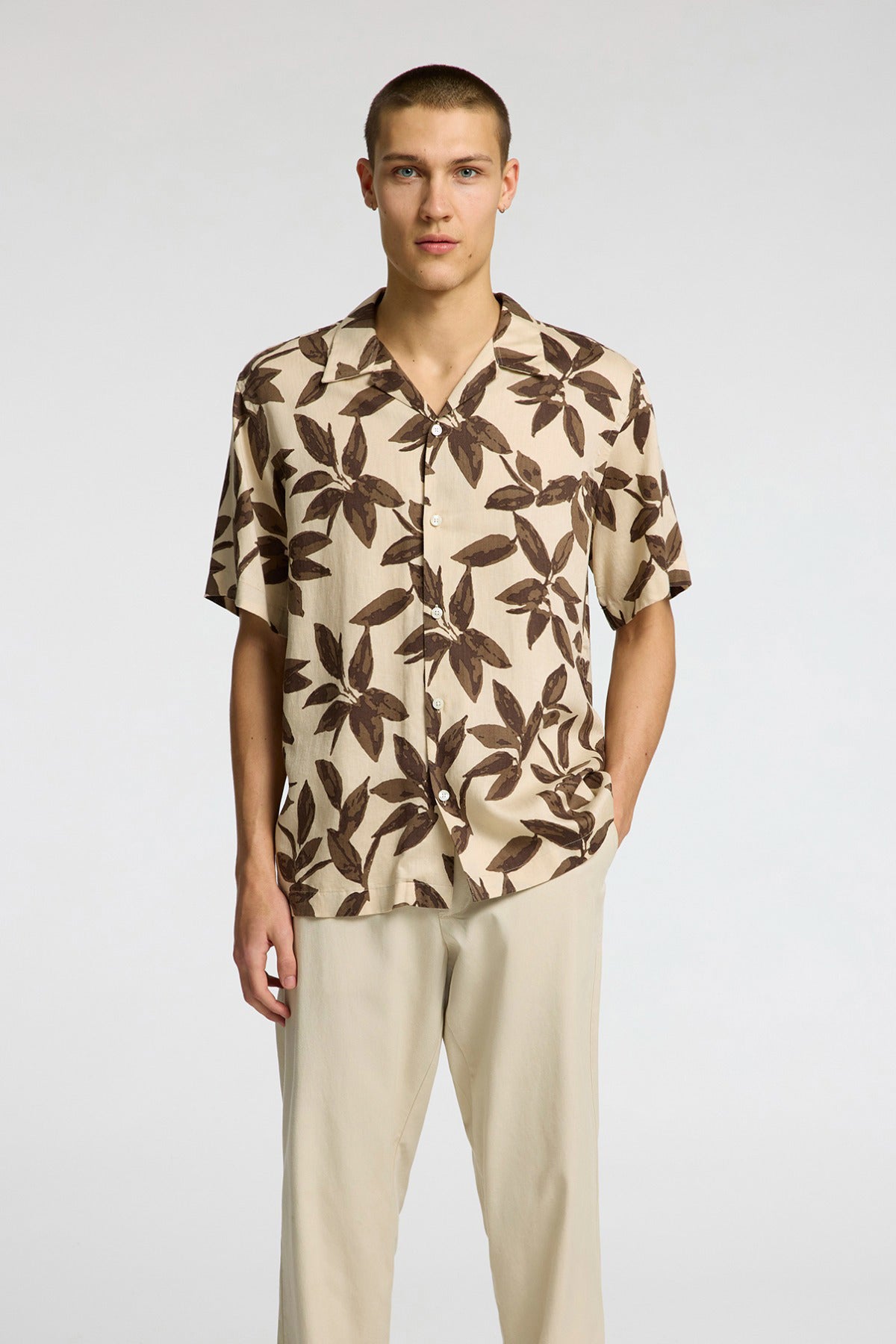 SELECTED HOMME SLHREGNOA MIX SHIRT SS RESORT