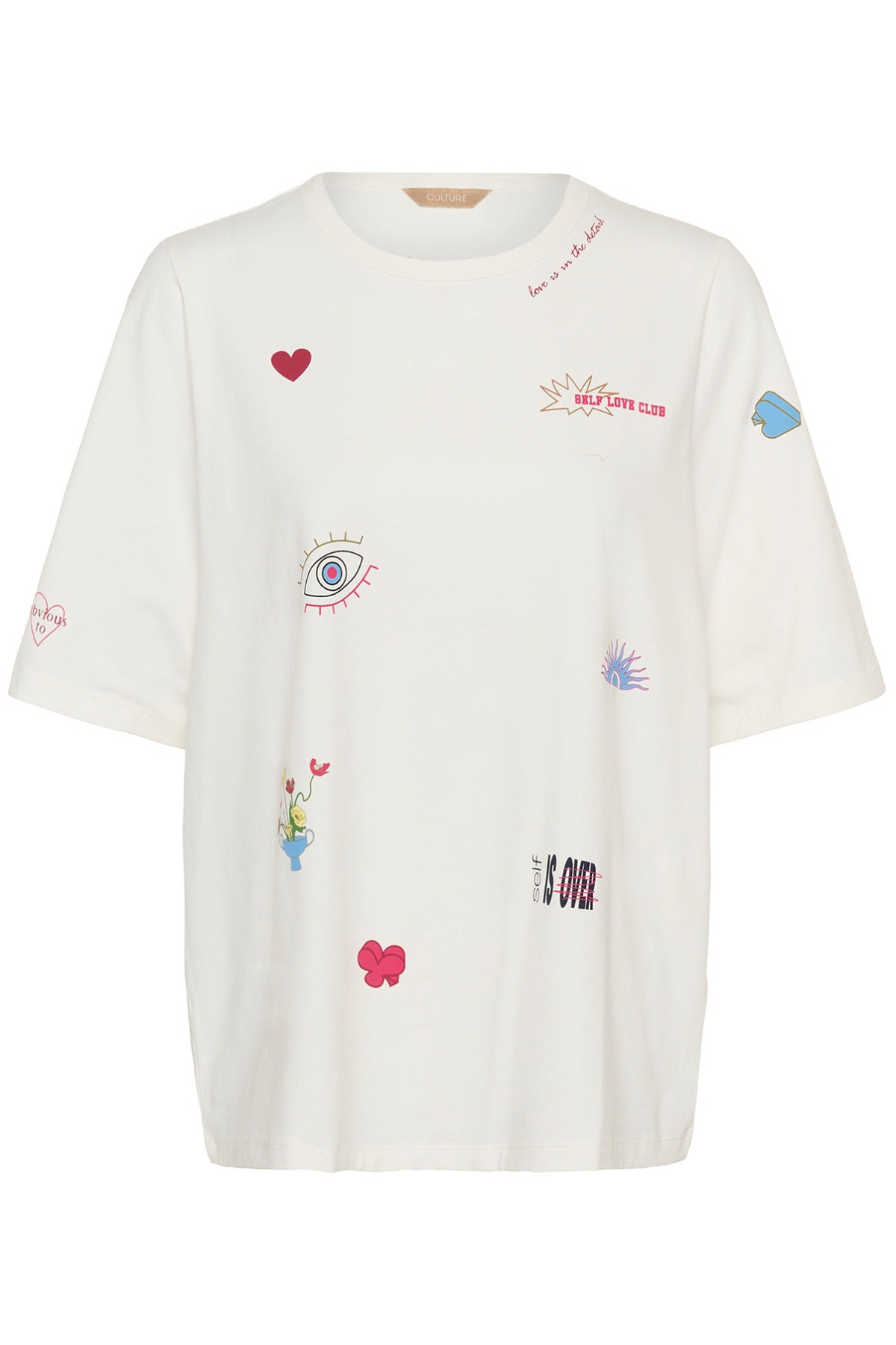 Hvid T-shirt med kort ærme, rund hals og små farverige broderede motiver af hjerter, øjne og blomster.