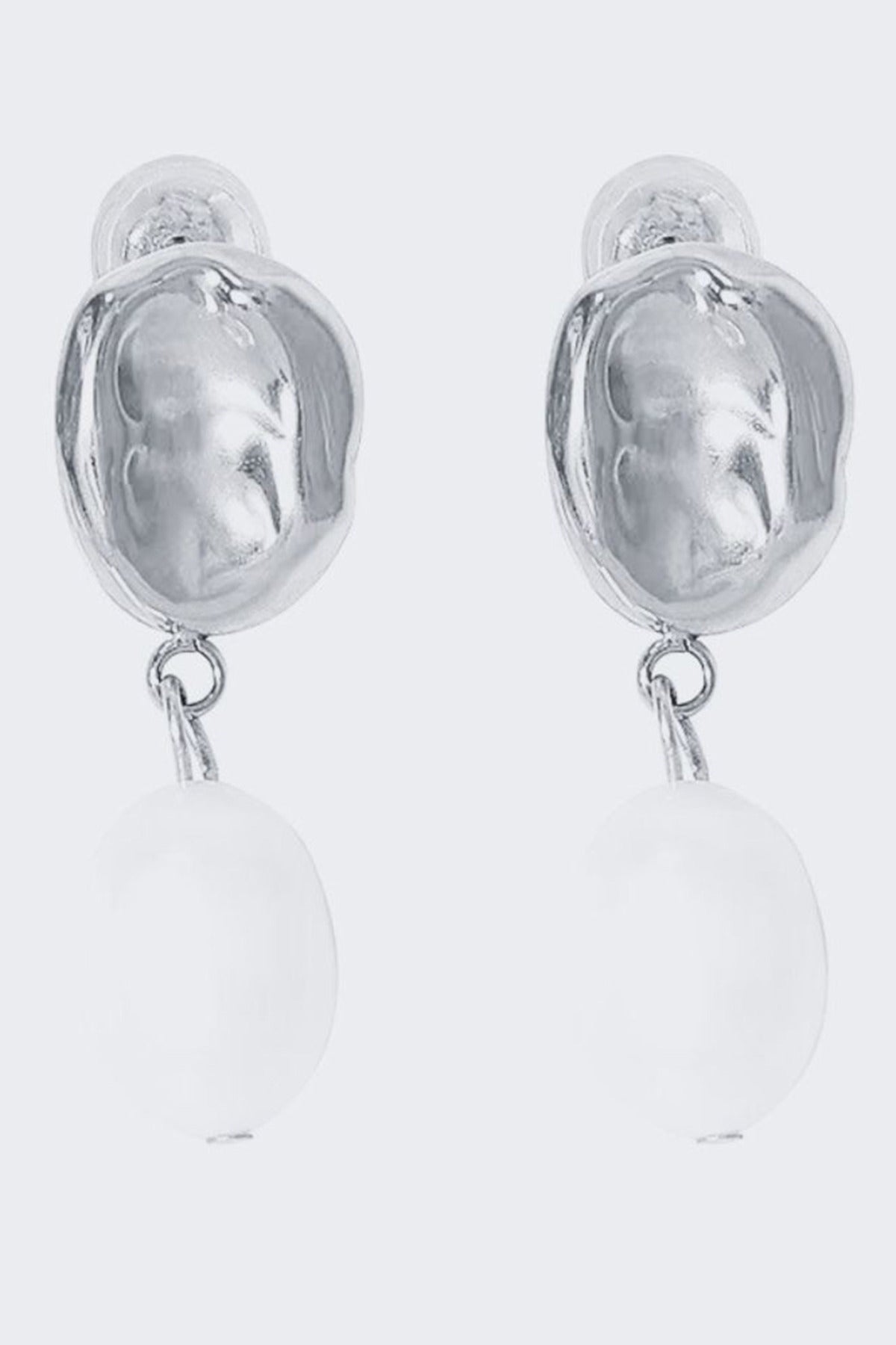 muun studios Luca Pearl Earrings - Stainless Steel