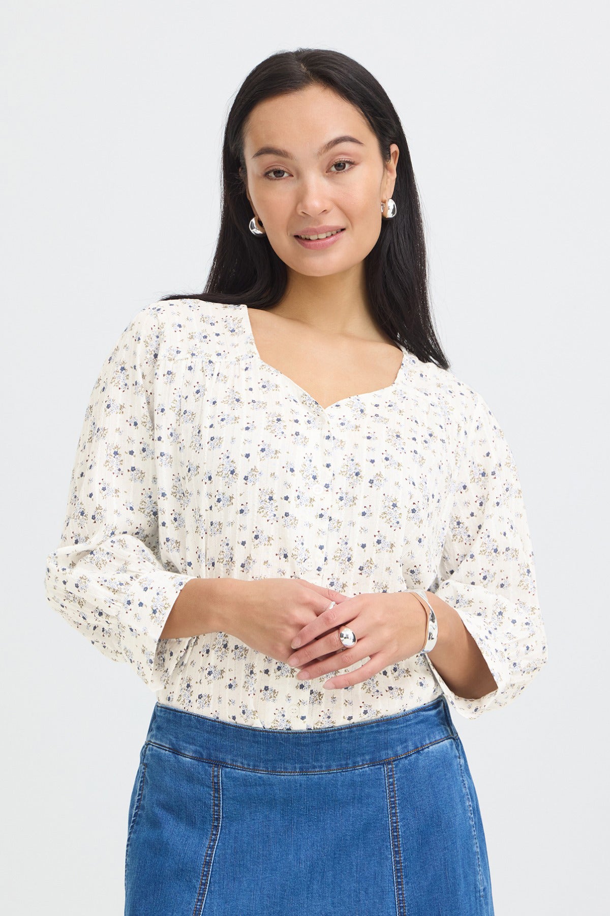 FREASA SH 1 - Blomstret bluse med fine detaljer