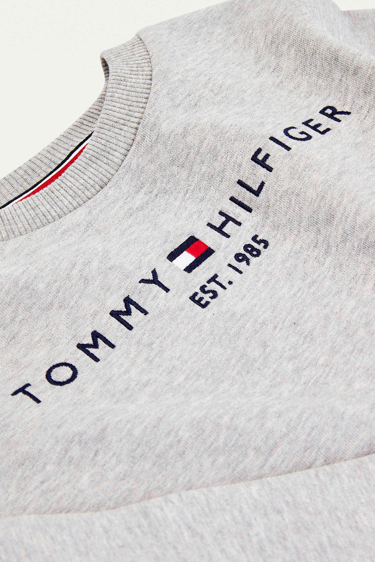 Tommy Hilfiger Boy ESSENTIAL SWEATSHIRT