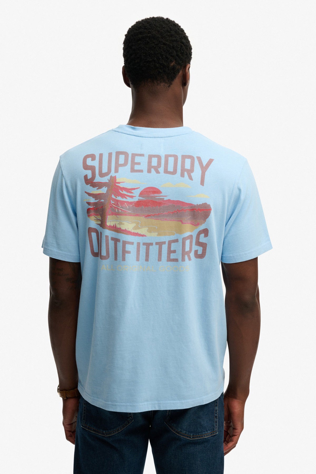 Lyseblå kortærmet t-shirt i relaxed fit med stort retro print og tekst på ryggen.