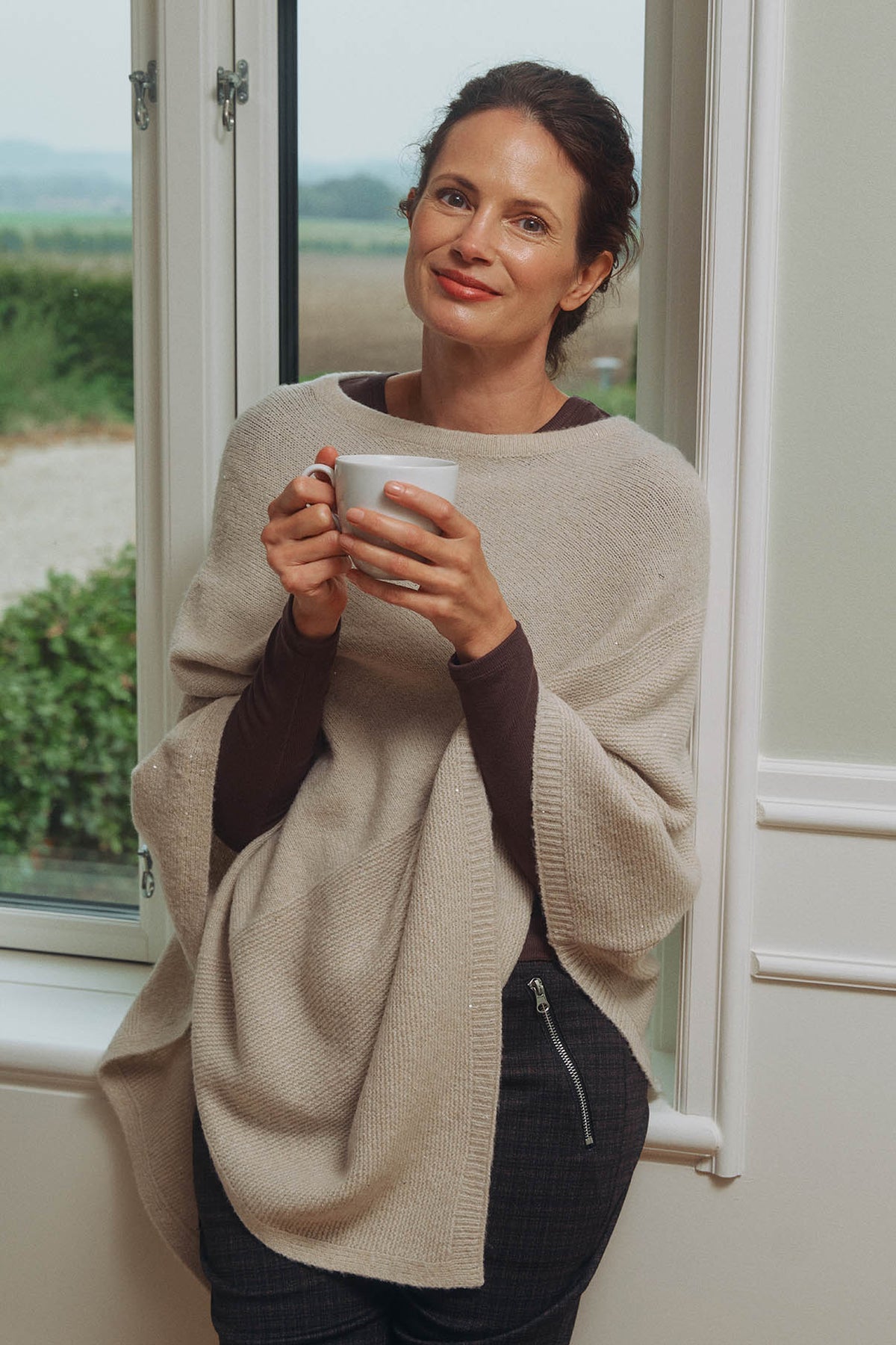 Kia - Poncho i uldblanding