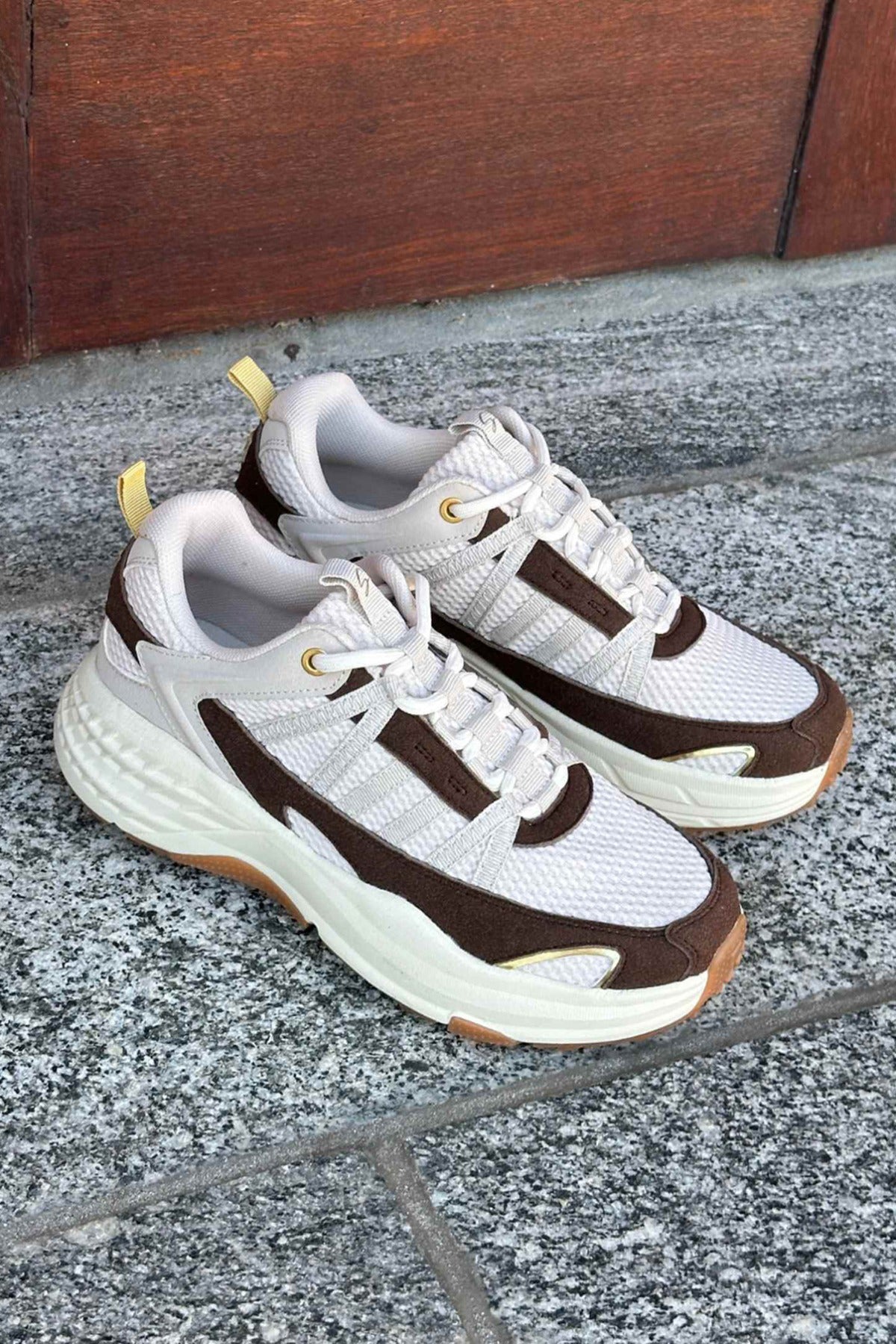 ENZO Foam - Feminine sporty sneakers